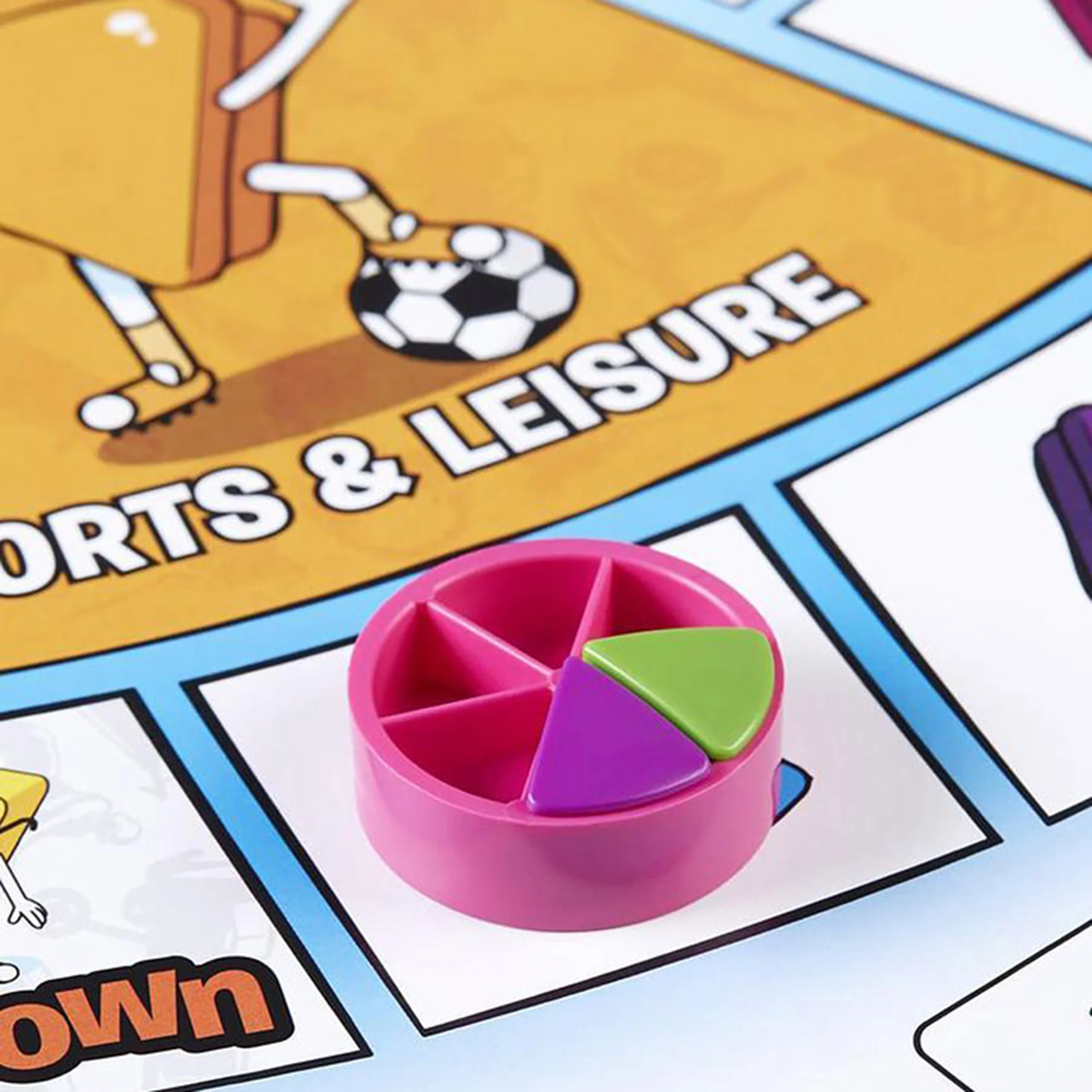 Trivial Pursuit Gaming Board Game Family Edition - Image 4