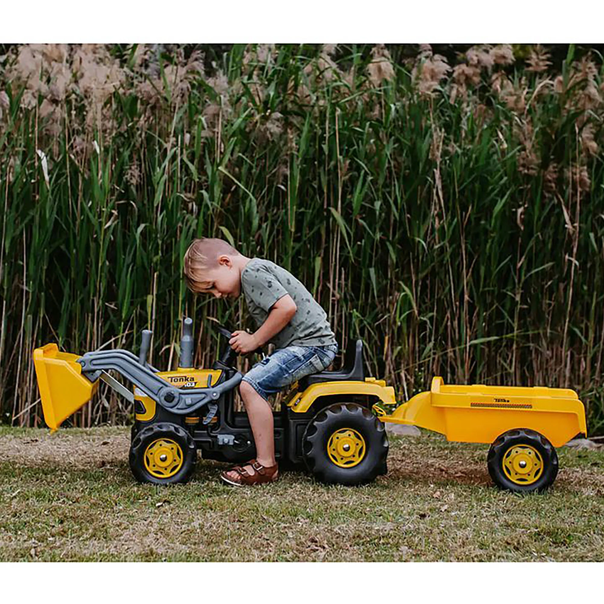 Tonka Kids Ride On Pedal Digger Excavator with Trailer - Image 4